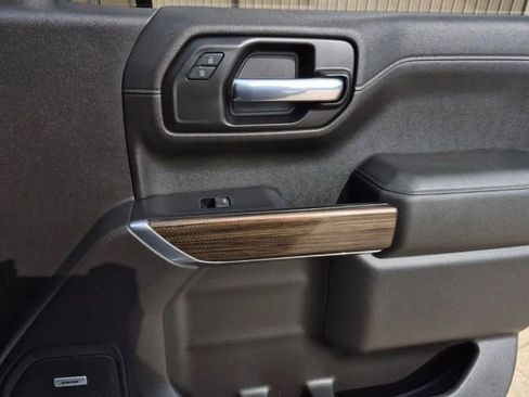 Used 2020 Chevrolet Silverado 1500 RST w/ Texas Edition AWD/4WD image 28