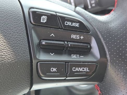 Used 2018 Hyundai Elantra Sport FWD image 15
