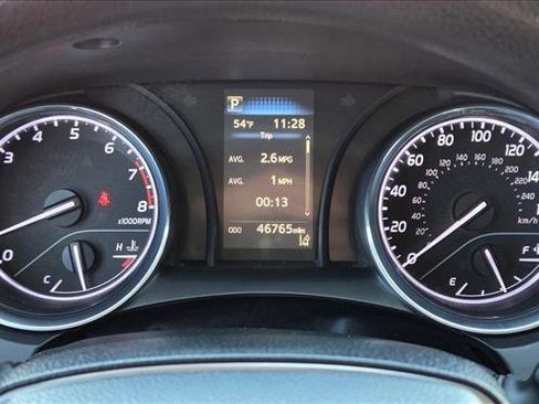 Used 2019 Toyota Camry LE image 11