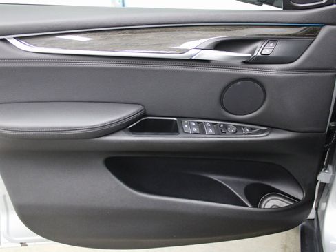 Used 2017 BMW X5 xDrive35i image 10