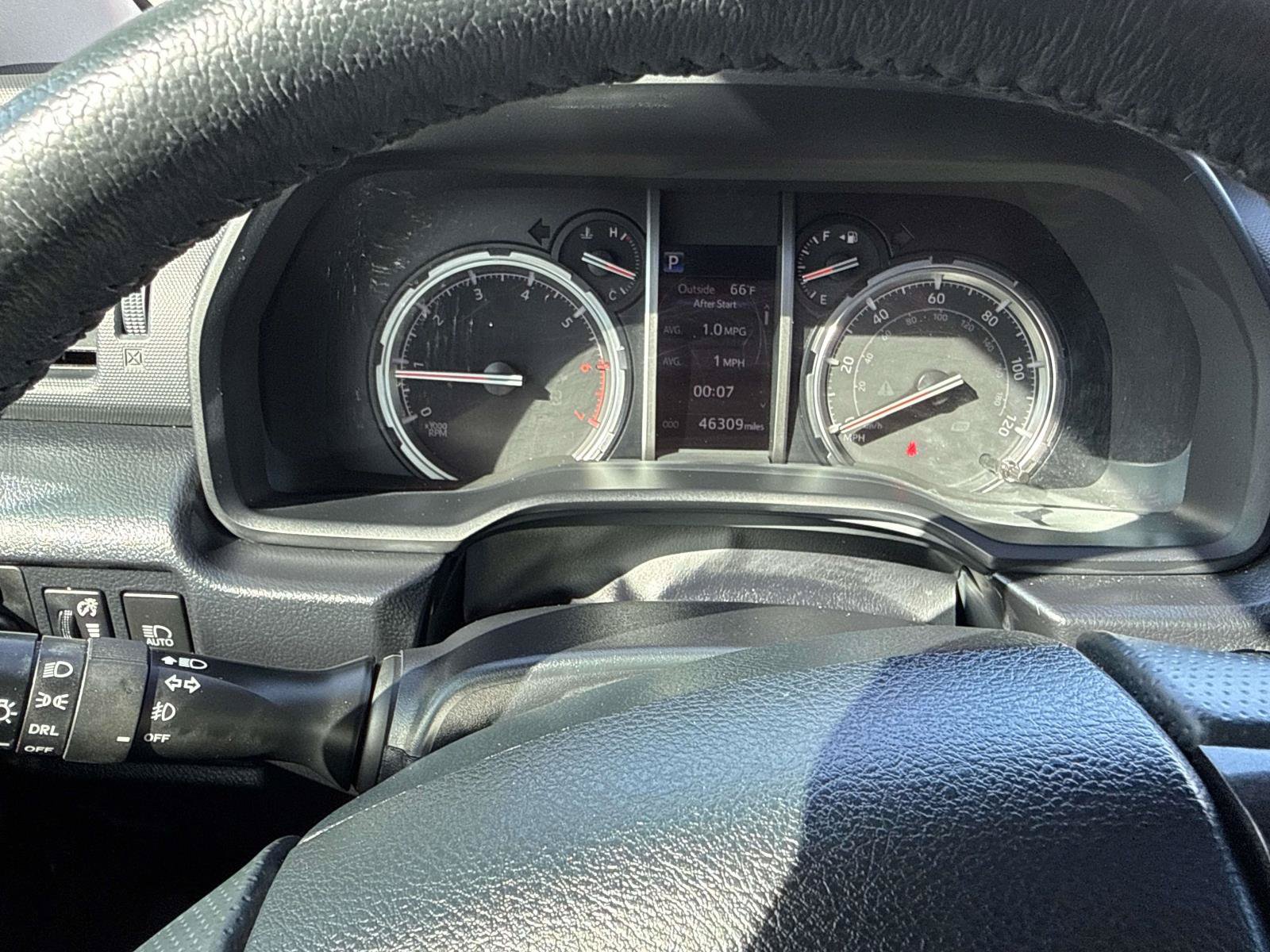 Used 2023 Toyota 4Runner TRD Off-Road Premium w/ Moonroof Package AWD/4WD image 23