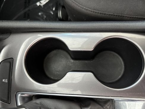 Used 2022 Chevrolet Malibu LS w/ LPO, Floor Liner Package FWD image 39