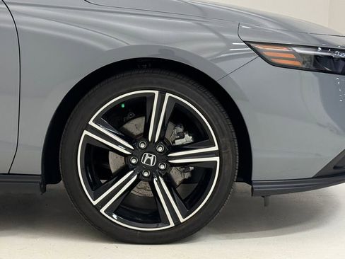 Certified 2025 Honda Accord Sport image 6
