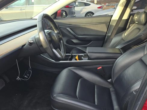 Used 2018 Tesla Model 3 Long Range image 10