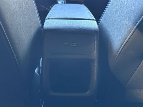 Used 2025 Buick Envista Sport Touring image 24