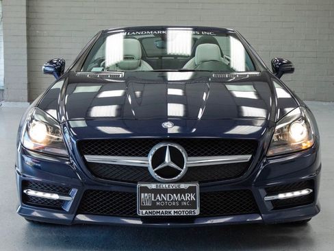 Used 2015 Mercedes-Benz SLK 250 image 5