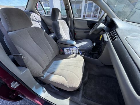 Used 2005 Chevrolet Malibu Classic image 37