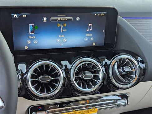 New 2026 Mercedes-Benz GLA 250 image 11