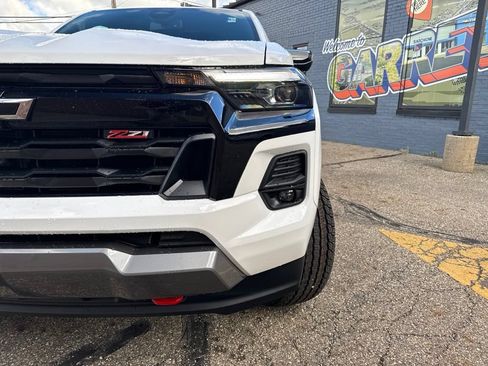 New 2026 Chevrolet Colorado Z71 w/ Technology Package AWD/4WD image 3