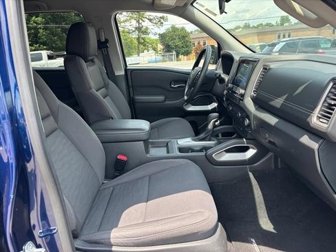 Used 2022 Nissan Frontier SV AWD/4WD image 12