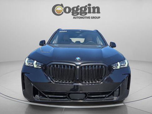 Certified 2024 BMW X5 xDrive40i w/ Premium Package image 9