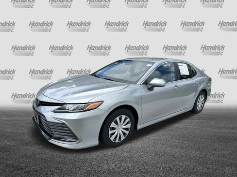 Certified 2024 Toyota Camry LE FWD image 5