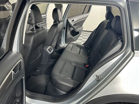 Used 2017 Volkswagen Golf Alltrack SE image 30