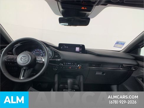 Certified 2025 MAZDA MAZDA3 Hatchback w/Premium Plus Pkg image 31