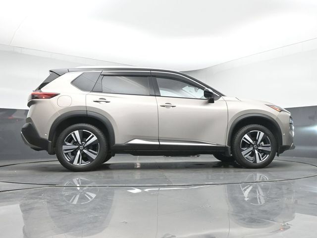 Used 2021 Nissan Rogue Platinum FWD image 39