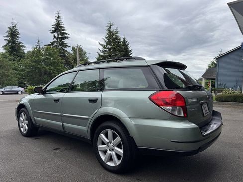 Used 2009 Subaru Outback 2.5i Special Edition AWD/4WD image 6