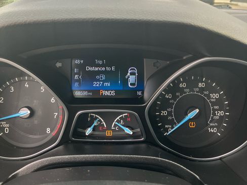 Used 2017 Ford Focus Titanium image 15