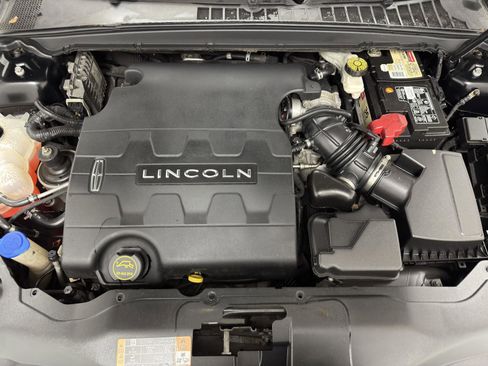 Used 2019 Lincoln Continental AWD w/ Equipment Group 500A image 35