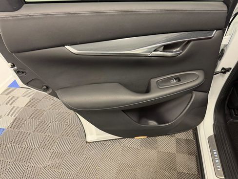 Used 2024 INFINITI QX50 Sport w/ Cargo Package FWD image 9
