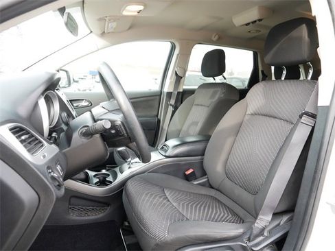 Used 2016 Dodge Journey SXT w/ Chrome Appearance Group image 15