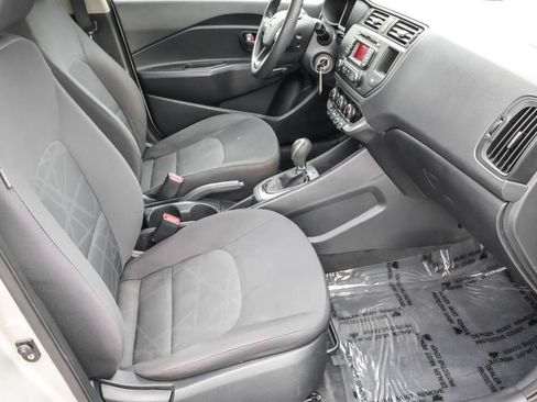Used 2012 Kia Rio LX image 33