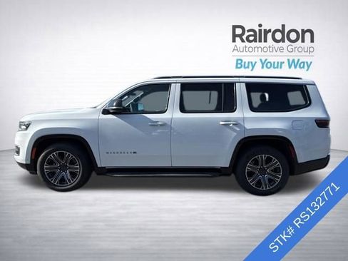Used 2024 Jeep Wagoneer Series II w/ Flexible Seating Group AWD/4WD image 4