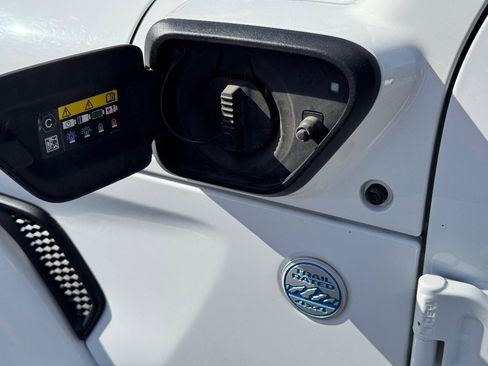 Used 2021 Jeep Wrangler Unlimited Sahara w/ Cold Weather Group image 5