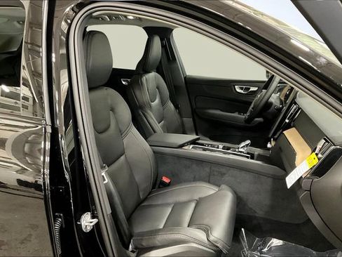 New 2026 Volvo XC60 B5 Ultra w/ Protection Package Premier image 12