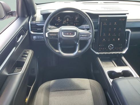 Used 2025 GMC Acadia Elevation FWD image 12