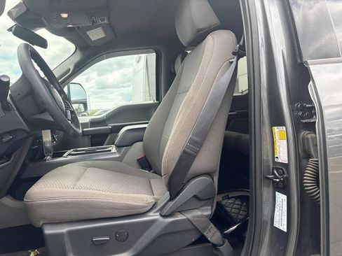 Used 2022 Ford F250 XLT w/ XLT Premium Package AWD/4WD image 10