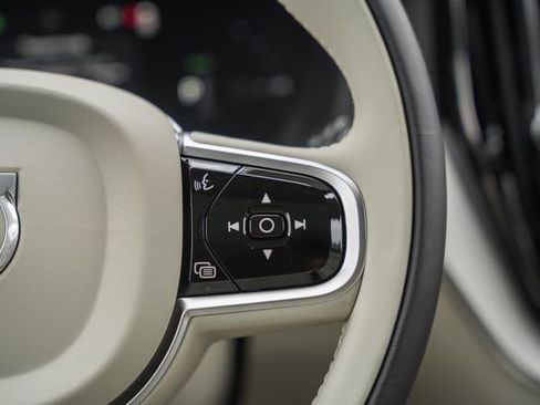 New 2026 Volvo XC60 T8 Ultra w/ Protection Package Premier image 28