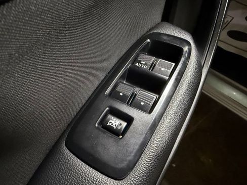 Used 2019 Ford Ranger XL w/ Equipment Group 101A Mid RWD image 14