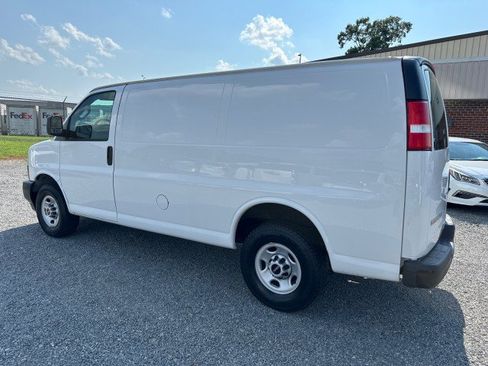 Used 2020 GMC Savana 2500 w/ Driver Convenience Package RWD image 11
