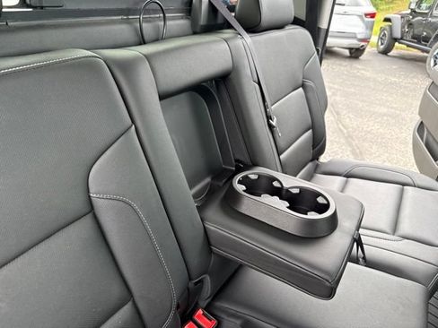 Used 2017 GMC Sierra 1500 SLT w/ SLT Preferred Package AWD/4WD image 24