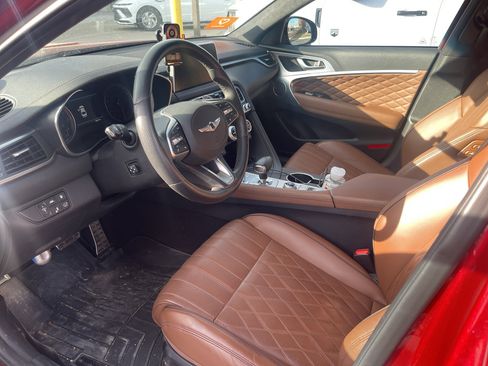 Used 2020 Genesis G70 3.3T w/ Prestige Package image 4