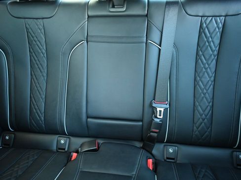 Certified 2022 BMW M550i xDrive w/ Executive Package image 11