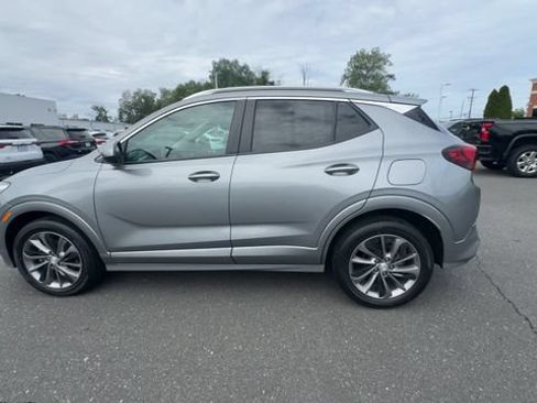 Certified 2023 Buick Encore GX Select w/ Sport Touring Package FWD image 5
