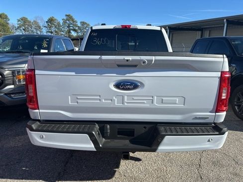 Used 2022 Ford F150 XLT w/ Equipment Group 302A High image 4