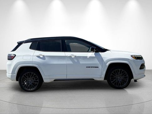 Used 2022 Jeep Compass High Altitude AWD/4WD image 6