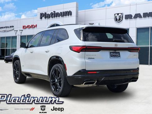 Used 2025 Buick Enclave Sport Touring w/ Power Package image 4