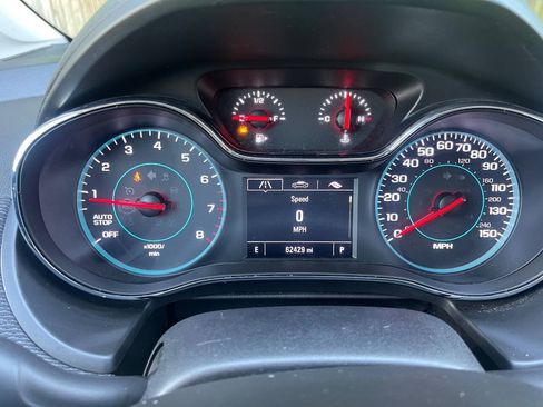 Used 2018 Chevrolet Cruze LT w/ LT Convenience Package FWD image 20