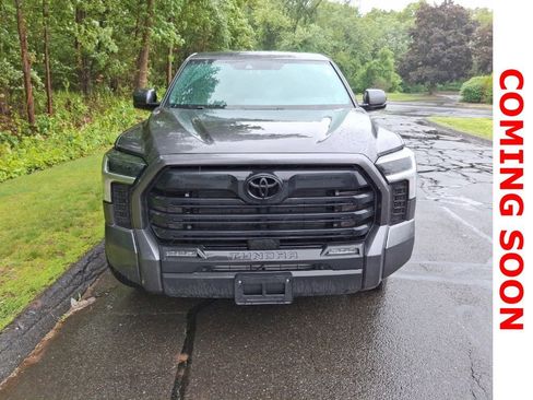Used 2025 Toyota Tundra SR5 w/ SR5 Convenience Package AWD/4WD image 3