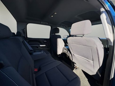 Used 2017 Chevrolet Silverado 1500 LT w/ LT Convenience Package image 31