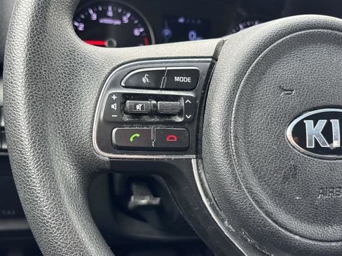 Used 2018 Kia Sportage LX image 15