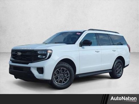 Certified 2025 Ford Expedition Active image 1