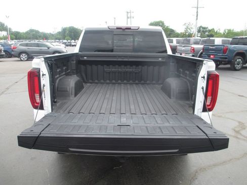 Used 2022 GMC Sierra 1500 Denali AWD/4WD image 7