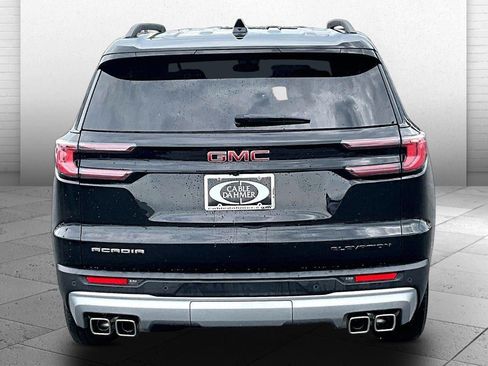 Used 2025 GMC Acadia Elevation FWD image 3