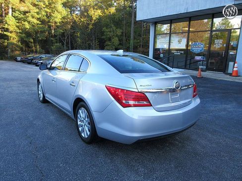 Used 2015 Buick LaCrosse image 6