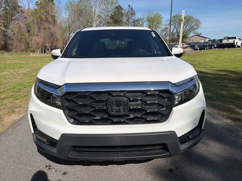 Used 2023 Honda Passport EX-L image 3