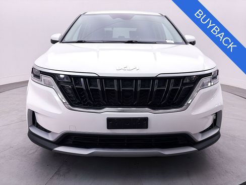 Used 2024 Kia Carnival LX FWD image 10